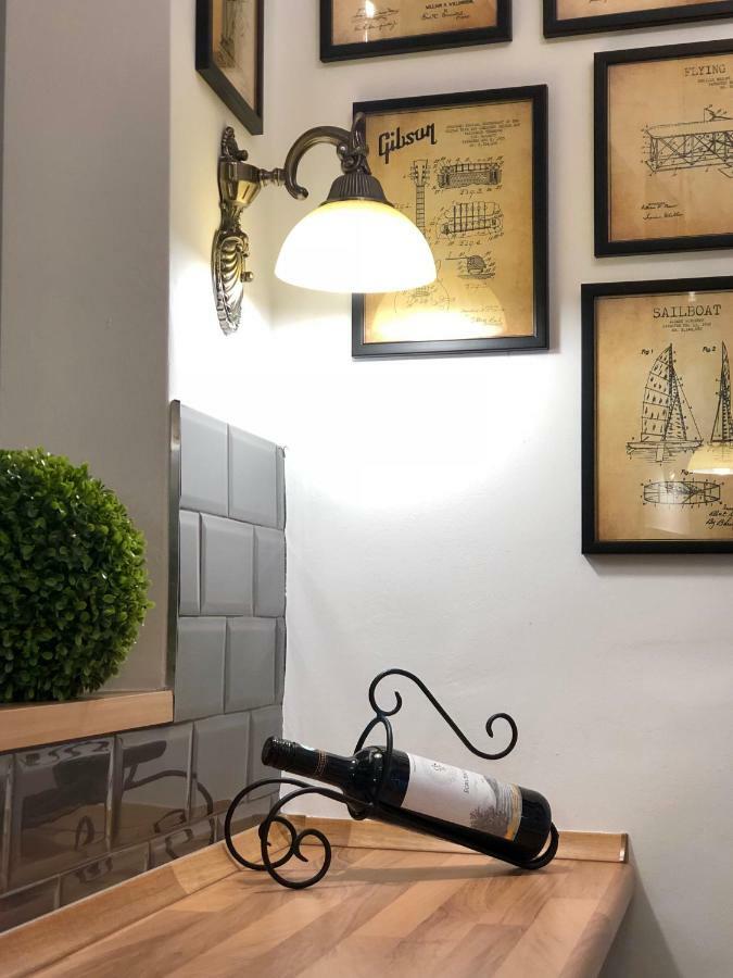 Frank Apartman Deluxe Villa Eger Eksteriør billede
